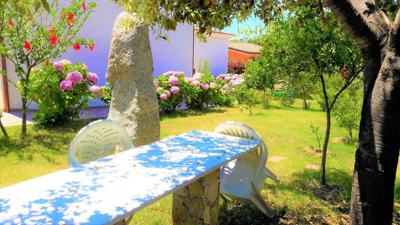 Villa Delle Rose Sulla Baia Di Porto Frailis Àrbatax 0*,