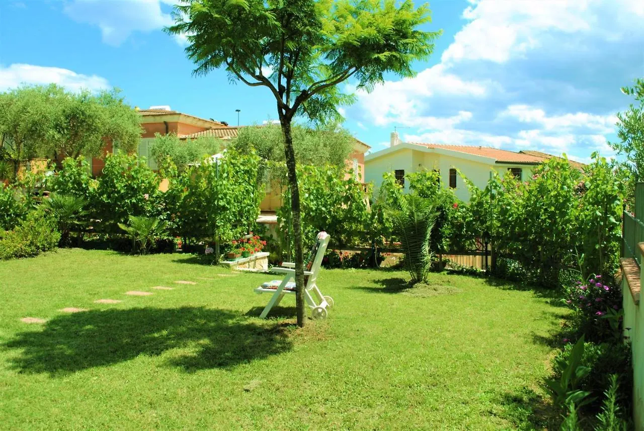 Villa Delle Rose Sulla Baia Di Porto Frailis Àrbatax Διαμέρισμα
